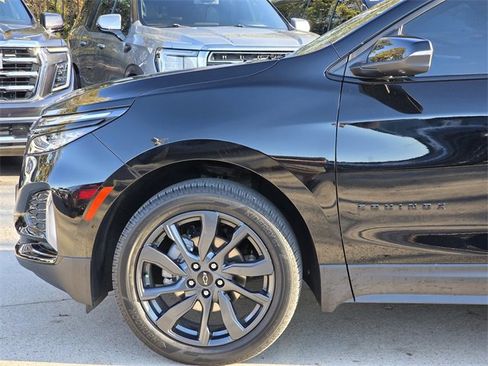 Used 2024 Chevrolet Equinox RS w/ RS Leather Package image 5