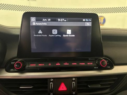 Used 2019 Kia Forte LXS FWD image 23