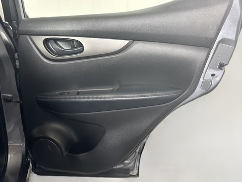Used 2020 Nissan Rogue Sport S w/ Appearance Package FWD image 27