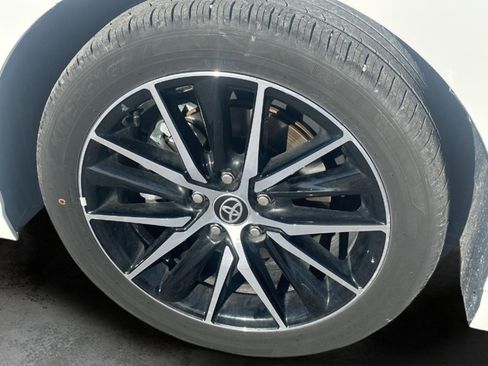 Used 2024 Toyota Camry SE w/ Audio Upgrade Package image 13