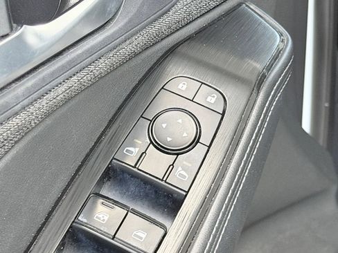 Used 2023 Nissan Rogue SV AWD/4WD image 11