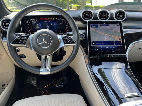Certified 2025 Mercedes-Benz GLC 350e 4MATIC image 30