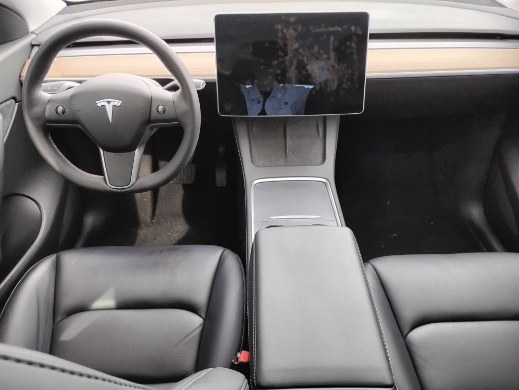 Used 2022 Tesla Model Y Long Range AWD/4WD image 14
