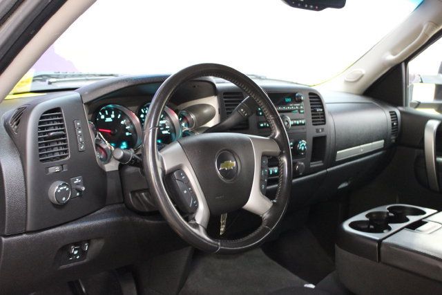 Used 2013 Chevrolet Silverado 2500 LT AWD/4WD image 14