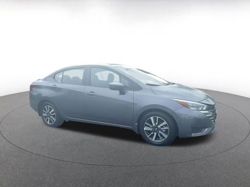 Used 2025 Nissan Versa SV w/ Trunk Package image 2