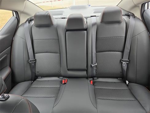 New 2025 Nissan Altima 2.5 SR image 34