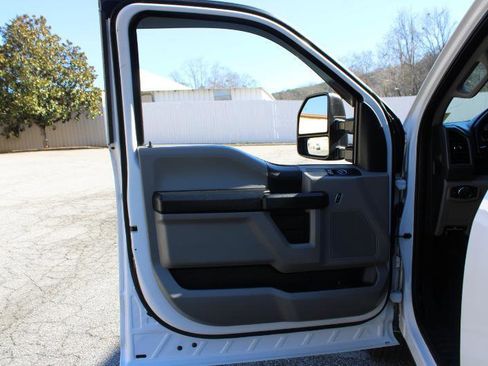 Used 2019 Ford F350 XL w/ Power Equipment Group RWD image 12