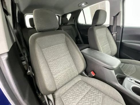 Used 2022 Chevrolet Equinox LT FWD image 9