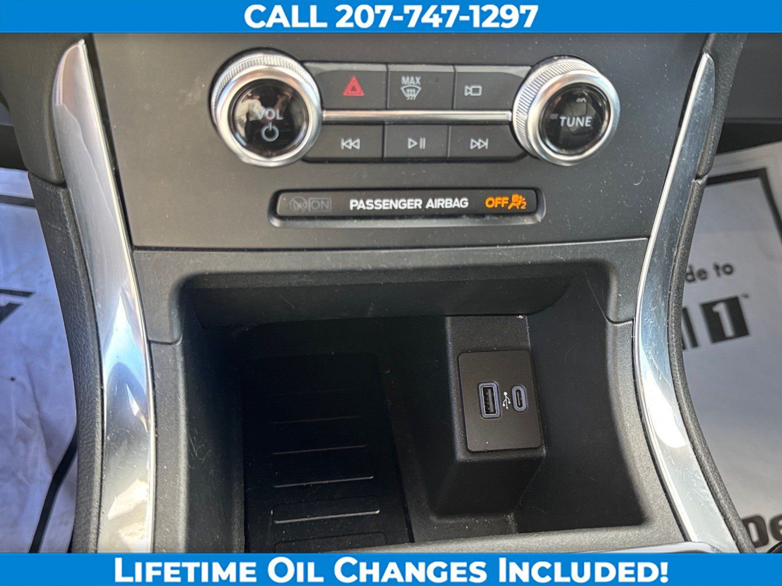 Used 2024 Ford Edge Titanium AWD/4WD image 18