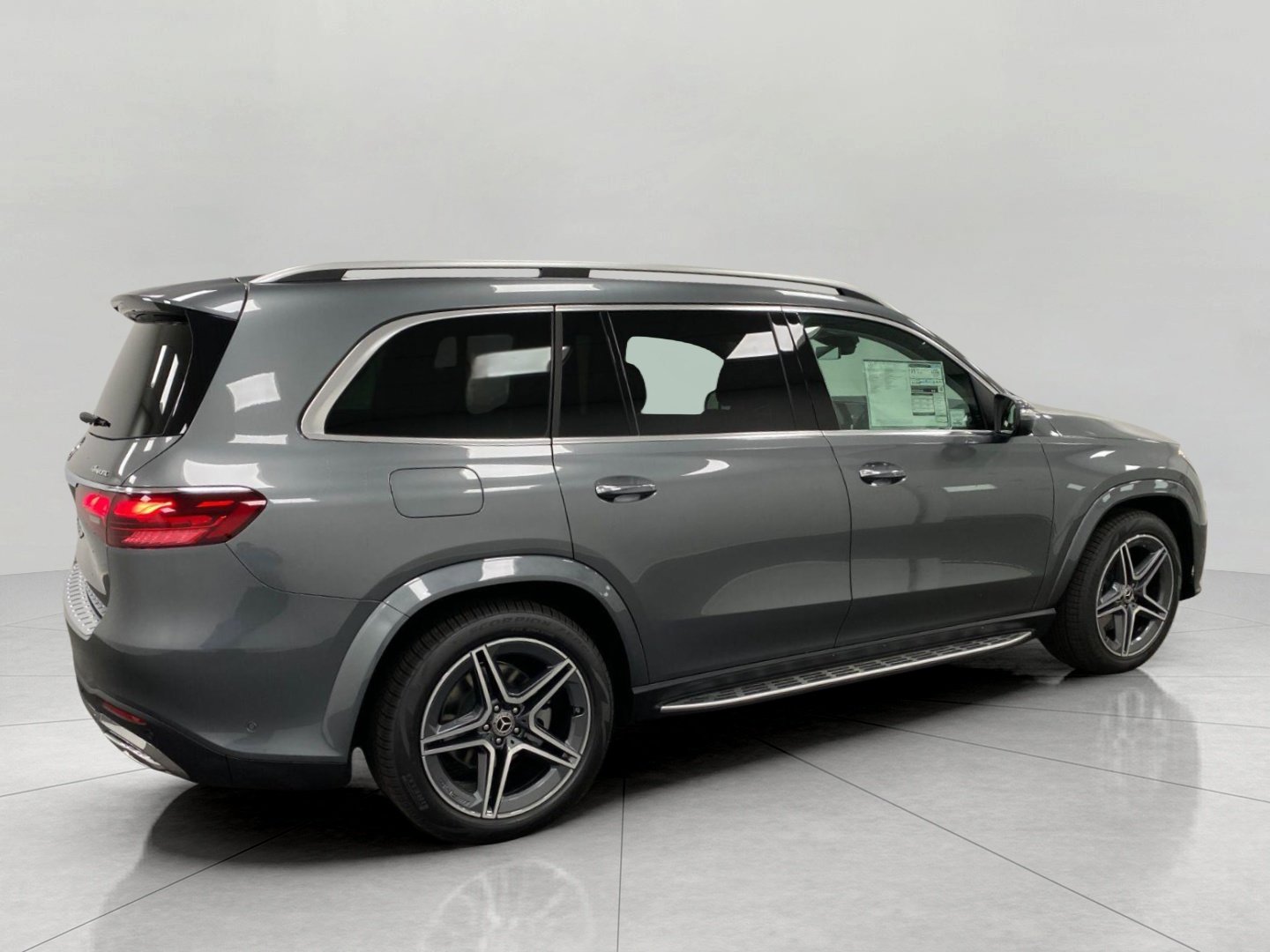 New 2026 Mercedes-Benz GLS 450 4MATIC image 2