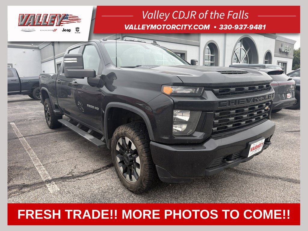 Used 2020 Chevrolet Silverado 2500 Custom w/ Custom Value Package AWD/4WD image 1