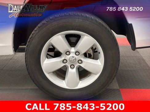 Used 2024 RAM 1500 Classic SLT image 20