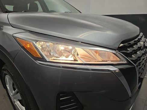 Used 2023 Nissan Kicks S w/ Interior Electronics Package FWD image 13