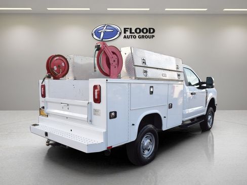 Used 2023 Ford F350 XL w/ FX4 Off-Road Package AWD/4WD image 4
