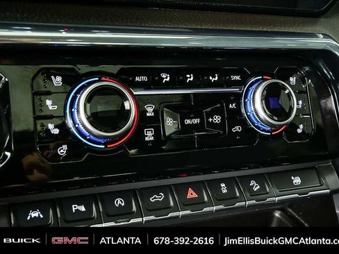 Used 2024 GMC Sierra 1500 Denali AWD/4WD image 17
