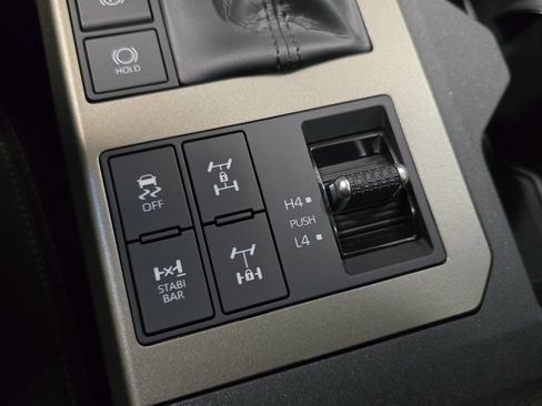 Certified 2024 Toyota Land Cruiser image 27