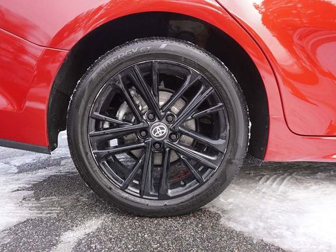 Used 2025 Toyota Camry SE w/ Multimedia Upgrade Package image 22