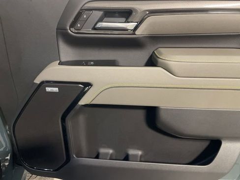 New 2026 Chevrolet Silverado 2500 ZR2 image 58