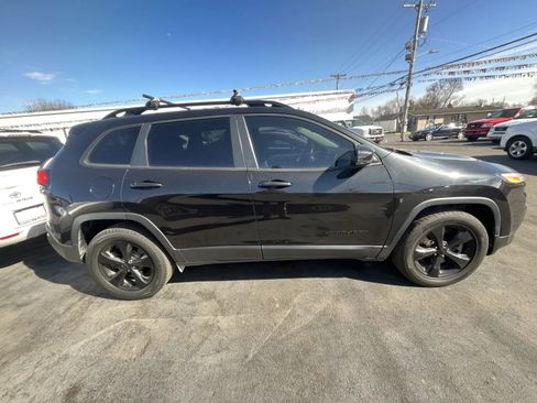 Used 2016 Jeep Cherokee High Altitude image 6