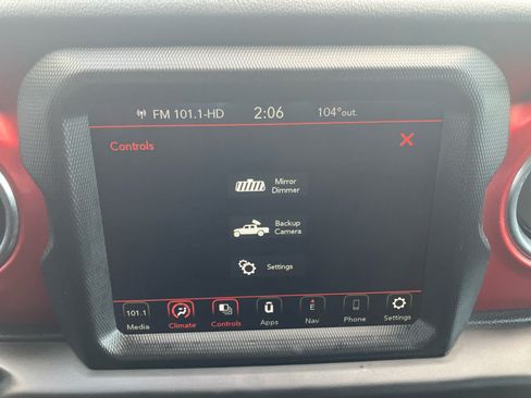 Used 2022 Jeep Gladiator Rubicon w/ LED Lighting Group AWD/4WD image 24