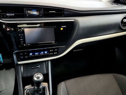 Used 2018 Toyota Corolla iM w/ All-Weather Mat Package FWD image 29