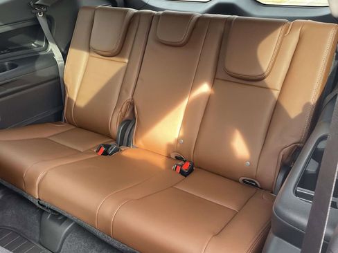 Certified 2025 Subaru Ascent Touring w/ Popular Package #2 image 12