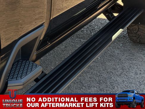 Used 2024 GMC Sierra 2500 Denali Ultimate image 13