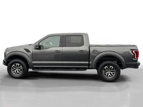 Used 2018 Ford F150 Raptor image 2