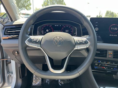 Used 2026 Volkswagen Jetta SEL FWD image 34