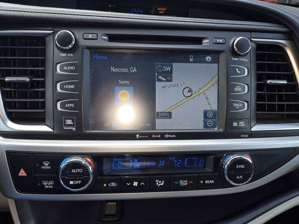 Used 2016 Toyota Highlander Limited FWD image 26