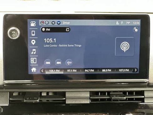 Used 2024 Honda Prologue EX image 11