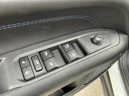 New 2026 Jeep Compass Limited image 11