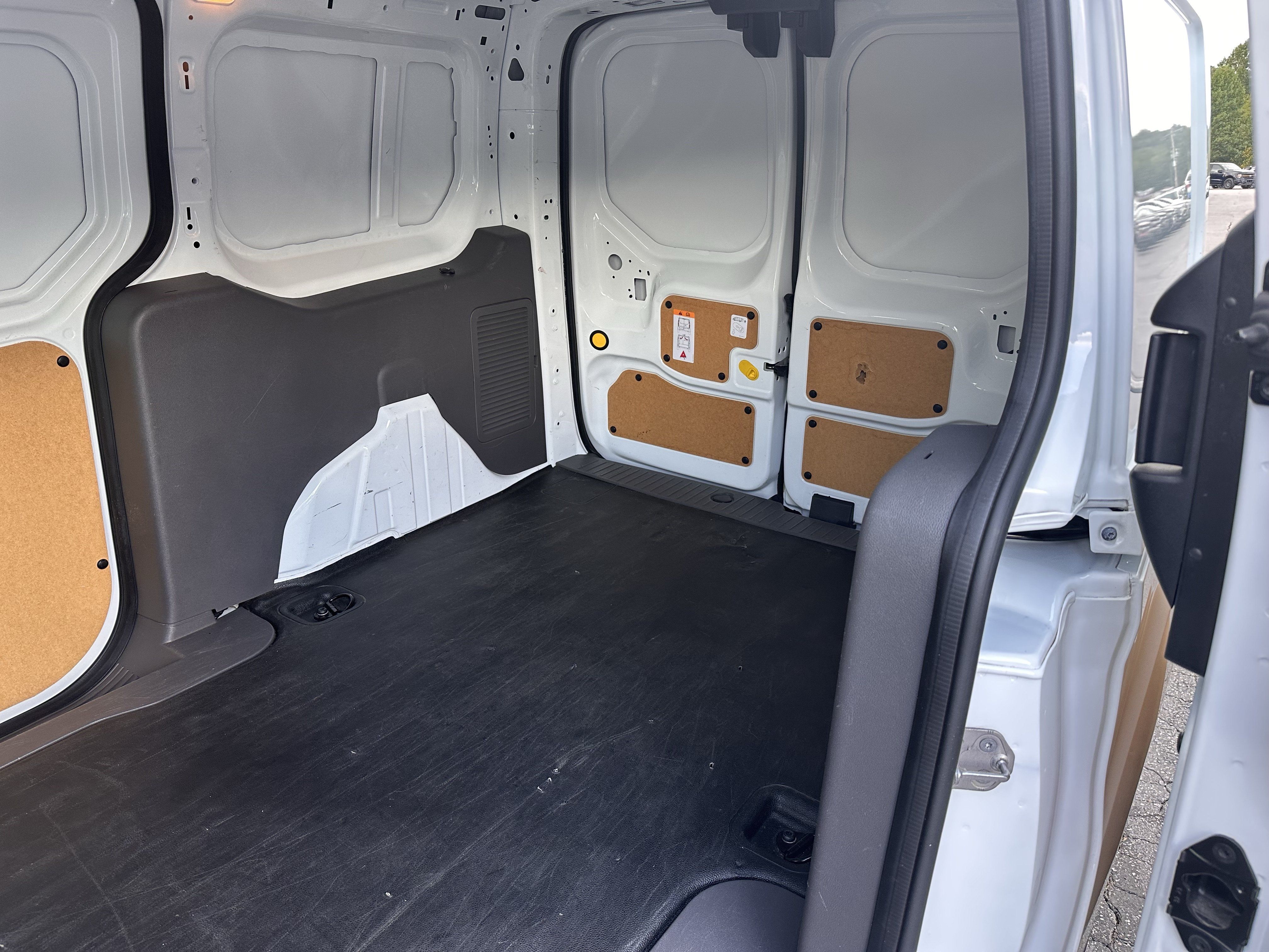 Certified 2023 Ford Transit Connect XL FWD image 12
