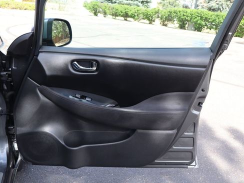 Used 2015 Nissan Leaf SV w/ LED & Quick Charge Package image 26