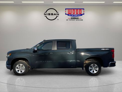 Used 2025 Chevrolet Silverado 1500 LT AWD/4WD image 5