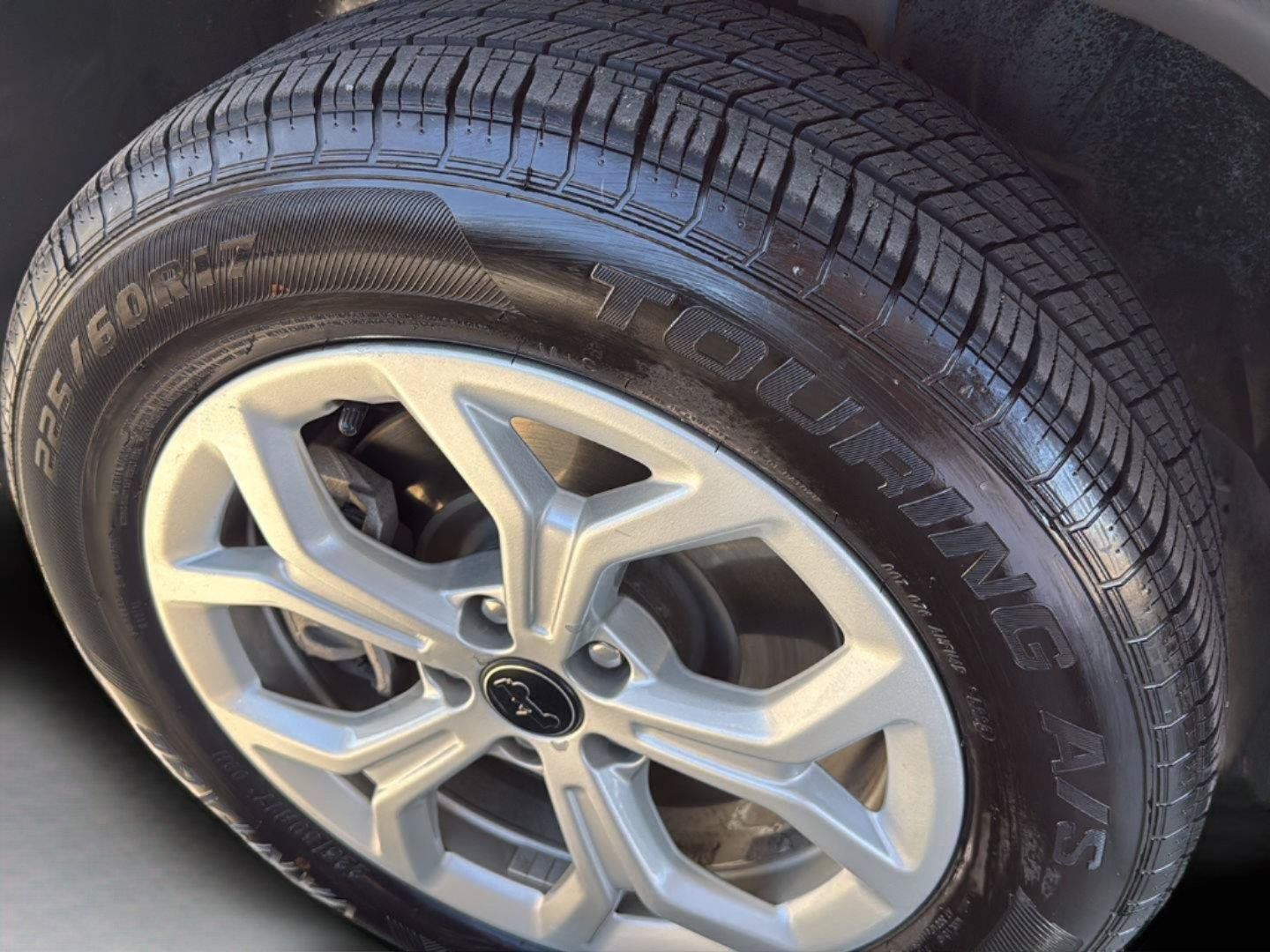 Used 2025 Jeep Compass Latitude AWD/4WD image 9