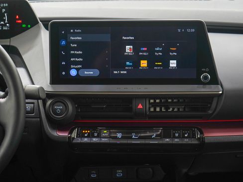 Used 2025 Toyota Prius Plug-In Hybrid image 14