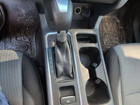 Used 2017 Ford Escape SE w/ Equipment Group 201A image 18