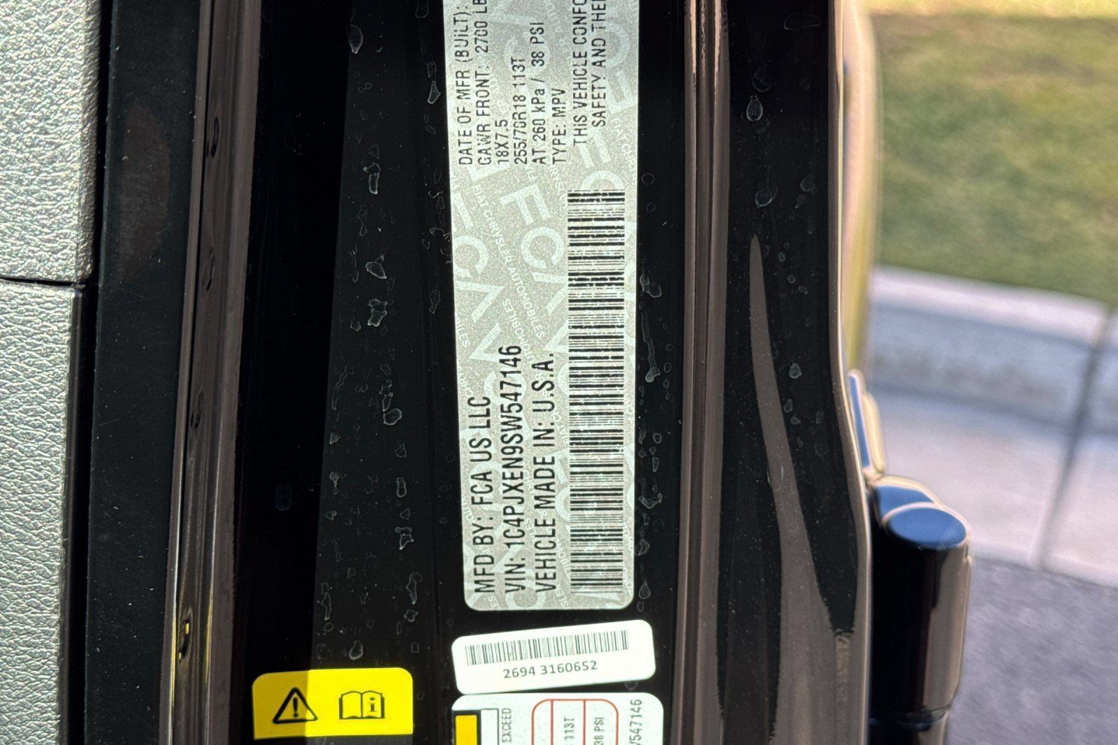Used 2025 Jeep Wrangler Unlimited Sahara AWD/4WD image 30