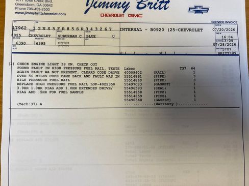 Used 2025 Chevrolet Suburban Premier w/ Sun And Tow Package RWD image 20