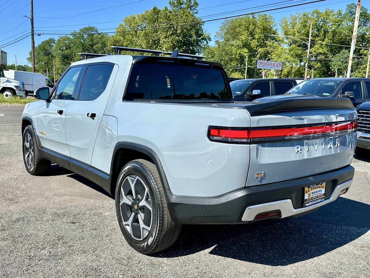 Used 2022 Rivian R1T Adventure AWD/4WD image 5