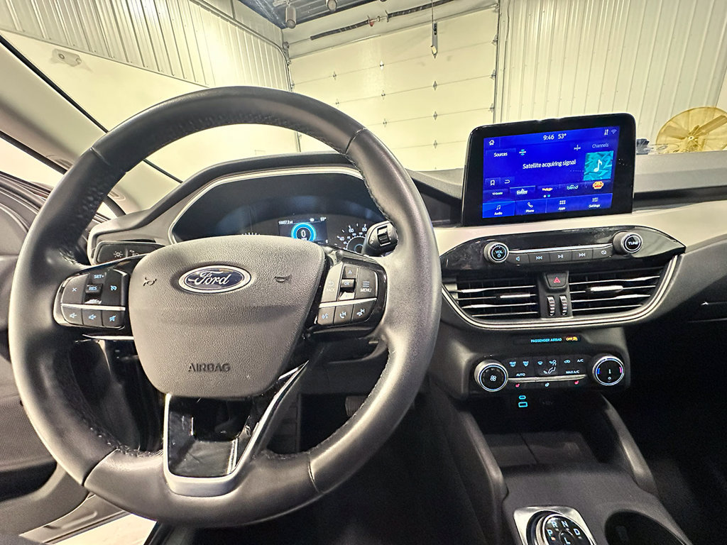Used 2022 Ford Escape SE w/ Cold Weather Package AWD/4WD image 36