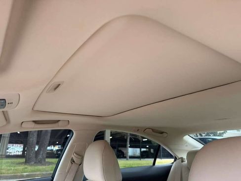 Used 2011 Lexus ES 350 image 27