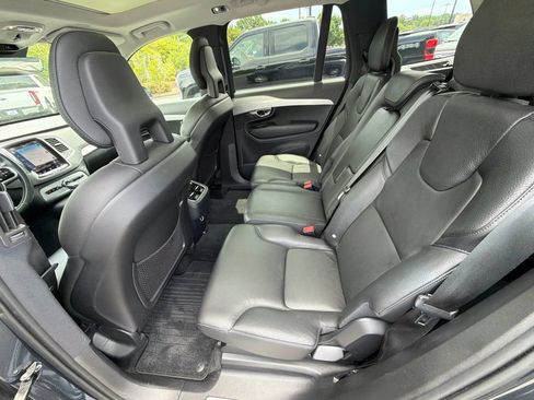 Used 2017 Volvo XC90 T6 Momentum w/ Vision Package AWD/4WD image 13