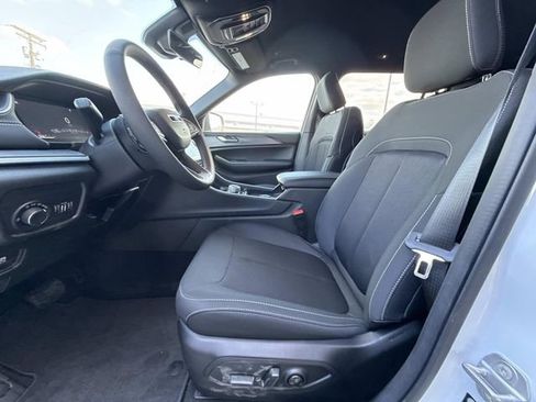 New 2026 Jeep Grand Cherokee L Laredo AWD/4WD image 8