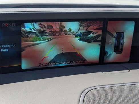 Used 2024 Lincoln Nautilus Premier image 20