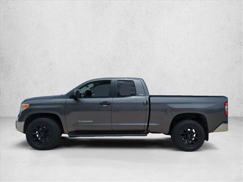 Certified 2017 Toyota Tundra SR5 RWD image 8