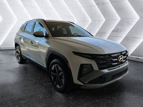 New 2026 Hyundai Tucson SEL AWD/4WD image 2