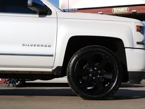 Used 2017 Chevrolet Silverado 1500 LTZ Z71 w/ LTZ Plus Package image 6