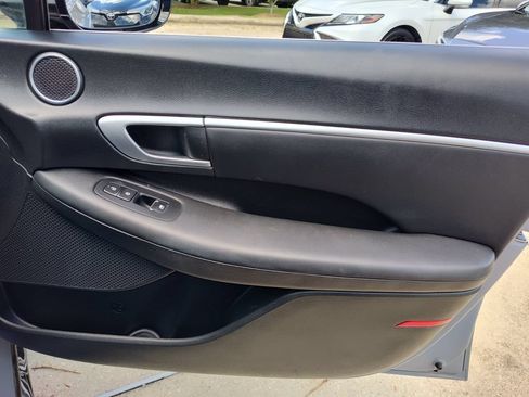 Used 2025 Hyundai Sonata SEL FWD image 30
